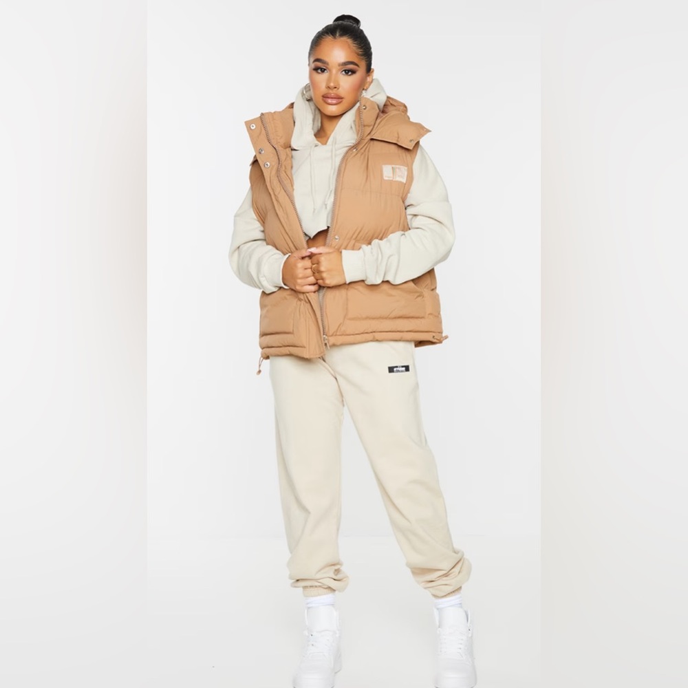 PRETTY LITTLE THING puffer vest NWT